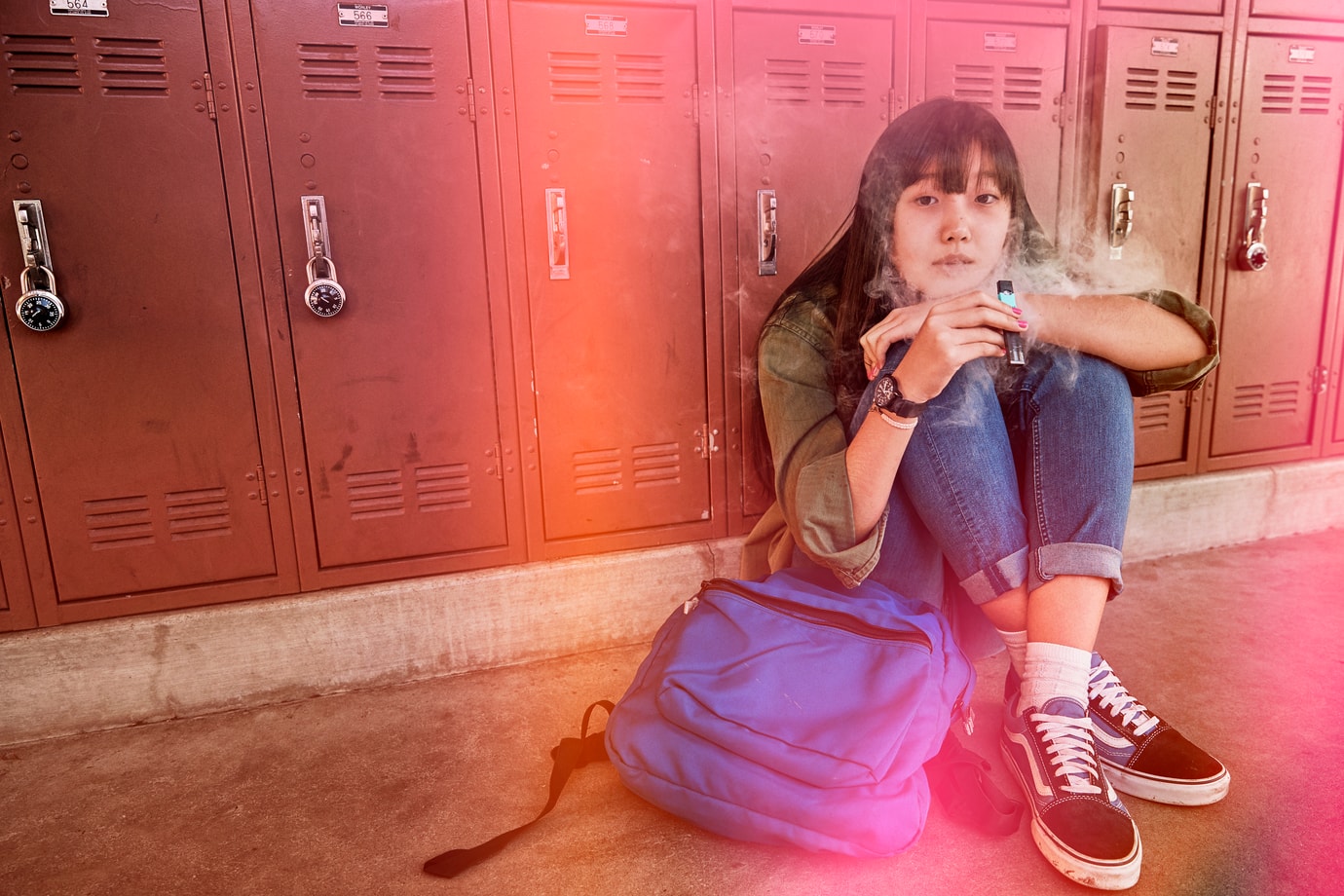 Photo with no alt text